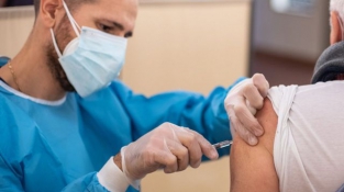 [HOT NEWS] Tổng thống Biden tuyên bố sẽ có đủ liều vắc xin COVID-19 cho tất cả người lớn vào cuối tháng 5