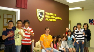 Trường Toronto International Academy (TIA)