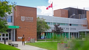 Trường Durham College