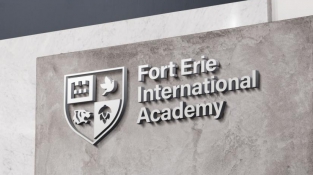 Du học THPT Canada: Trường nội trú Fort Erie International Academy