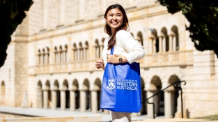 [G8]Đại học Western Australia: Học bổng 2023 tới A$48,000, trường danh giá bậc nhất tại Úc